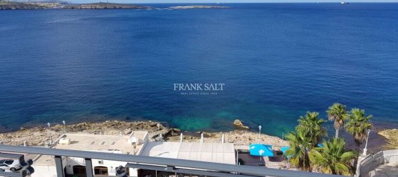 3 bedrooms Penthouse in Saint Paul's Bay, Malta No. 9495 5