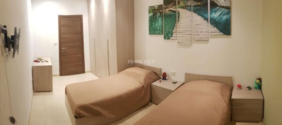 3 bedrooms Penthouse in Saint Paul's Bay, Malta No. 9495 9