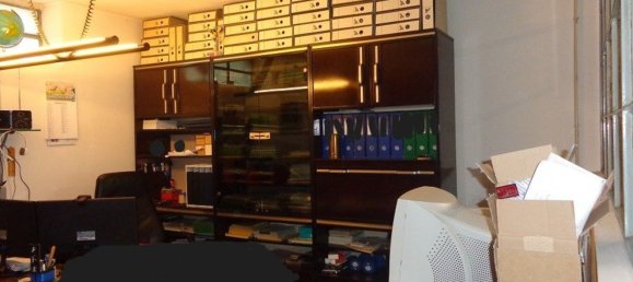 4 rooms House in Renate, Italy No. 6230 18