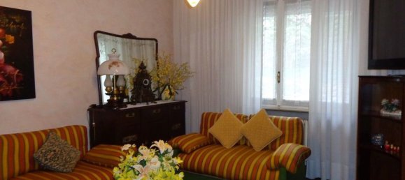 4 rooms House in Renate, Italy No. 6230 4