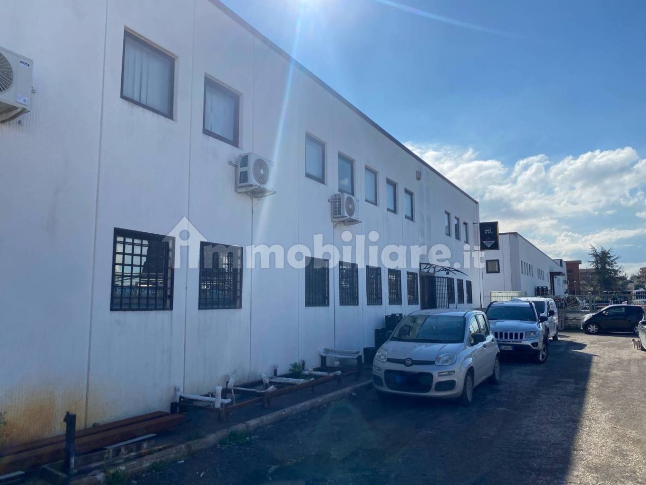 Armazém em Albano Laziale, Italy 550 m² N.º 207894