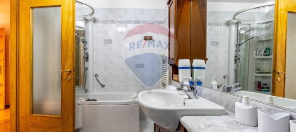 Apartamento de 5 habitaciónes en Ponna, Italy No. 27627 7