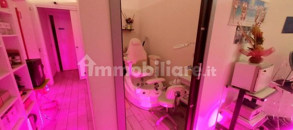 3 rooms Commercial property in Cassano Magnago, Italy No. 61453 39
