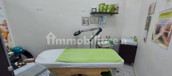 3 rooms Commercial property in Cassano Magnago, Italy No. 61453 26