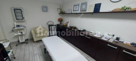 3 rooms Commercial property in Cassano Magnago, Italy No. 61453 12