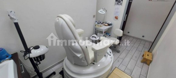 3 rooms Commercial property in Cassano Magnago, Italy No. 61453 23