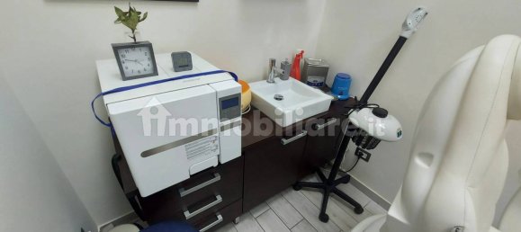 3 rooms Commercial property in Cassano Magnago, Italy No. 61453 22