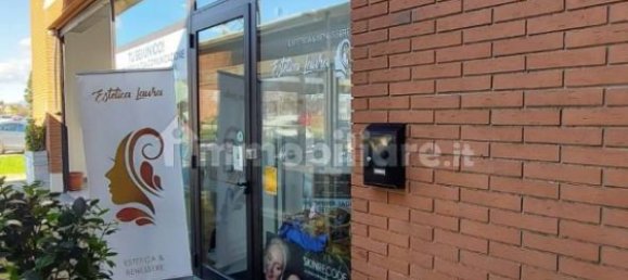 3 rooms Commercial property in Cassano Magnago, Italy No. 61453 3