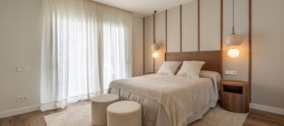 5 bedrooms Villa in Marbella, Spain No. 101361 12