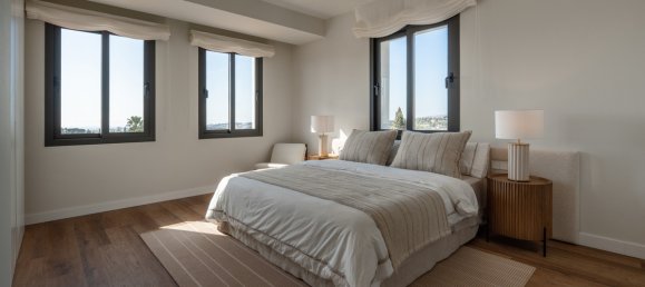 5 bedrooms Villa in Marbella, Spain No. 101361 25