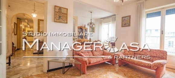 3 Schlafzimmer Wohnung in Genoa, Italy, Nr. 373217 10