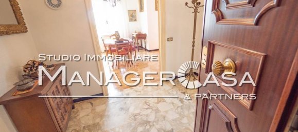 3 Schlafzimmer Wohnung in Genoa, Italy, Nr. 373217 4