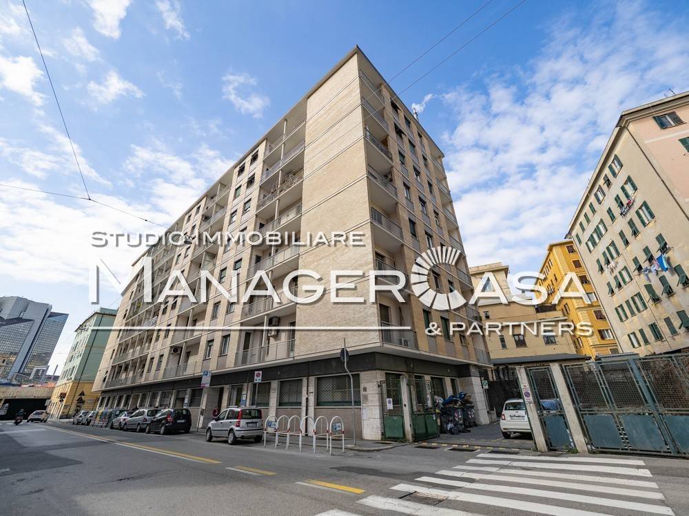 3 Schlafzimmer Wohnung in Genoa, Italy, Nr. 373217