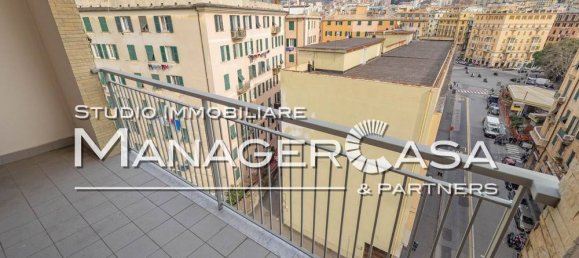 3 Schlafzimmer Wohnung in Genoa, Italy, Nr. 373217 36
