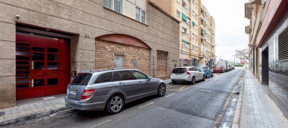 Gewerbliche Immobilie in Granada, Spain 107m², Nr. 105573 4