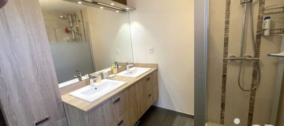 4 bedrooms House in Esvres, France No. 157810 5