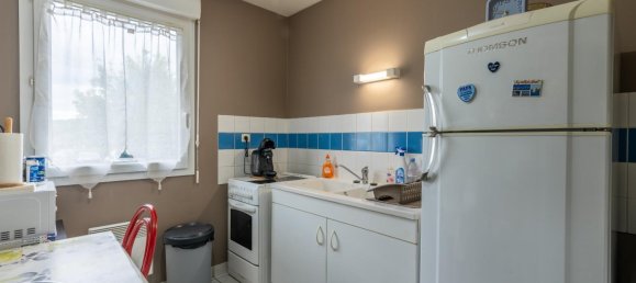 2 bedrooms House in Loches, France No. 270925 8