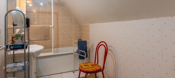 2 bedrooms House in Loches, France No. 270925 16