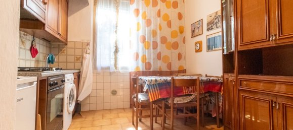 2 bedrooms Apartment in Bologna, Italy No. 362388 3