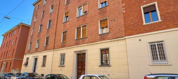 2 bedrooms Apartment in Bologna, Italy No. 362388 13