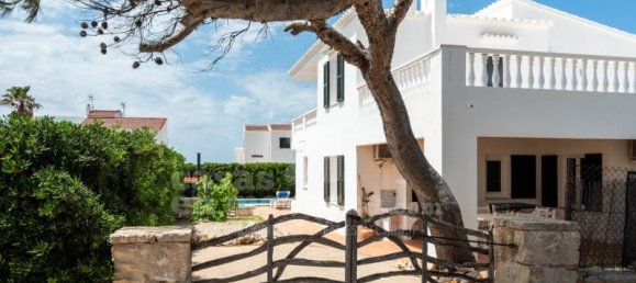 4 bedrooms House in Cala Blanca, Spain No. 185923 14