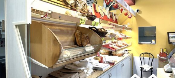 100m² Commercial property in Forano, Italy No. 268957 9