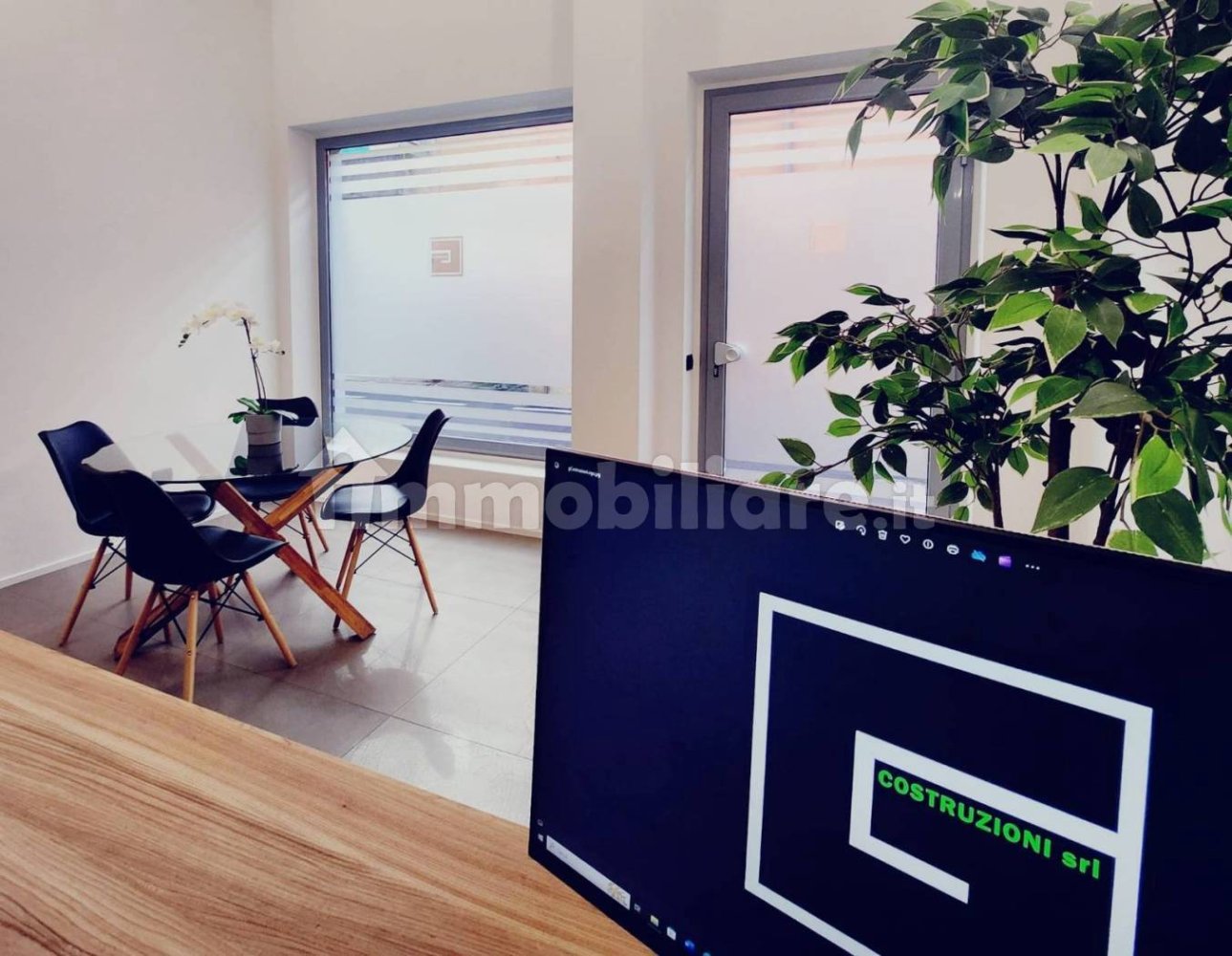 1 room Commercial property in Cornate d'Adda, Italy No. 67410