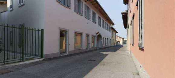1 room Commercial property in Cornate d'Adda, Italy No. 67410 13