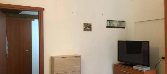 3-salle Appartement à Comunanza, Italy No. 119099 9