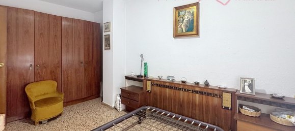 Apartamento de 4 dormitorios en Castellón de la Plana, Spain No. 155398 15