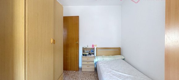 Apartamento de 4 dormitorios en Castellón de la Plana, Spain No. 155398 12