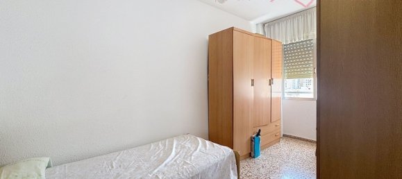 Apartamento de 4 dormitorios en Castellón de la Plana, Spain No. 155398 11