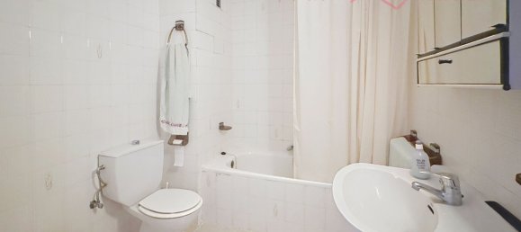 Apartamento de 4 dormitorios en Castellón de la Plana, Spain No. 155398 13