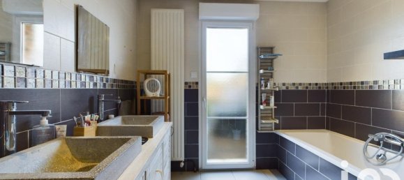 3 Schlafzimmer Haus in Ostricourt, France, Nr. 56313 6