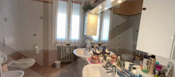 Apartamento de 3 divisões em Fiorano Modenese, Italy N.º 19665 19