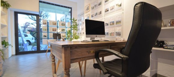 Вилла с 3 спальнями в Форте деи Марми, Италия № 192262 11