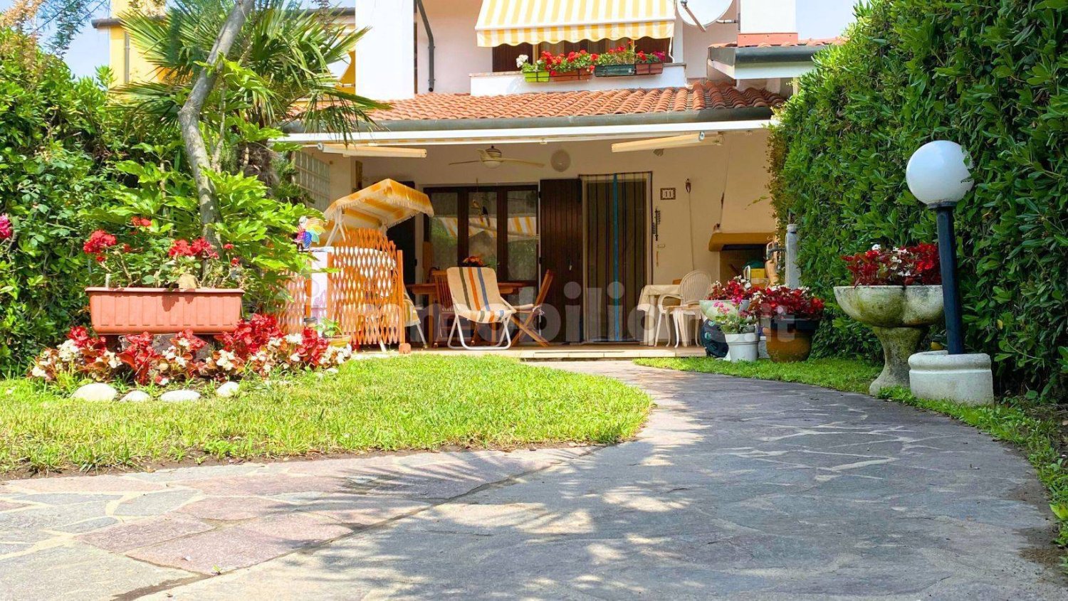 Casa de 3 dormitorios en Rosolina, Italy No. 61005