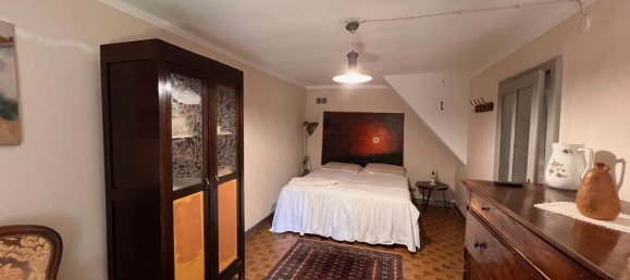 5 bedrooms House in Villadeati, Italy No. 20329 23