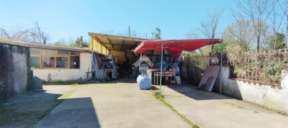 Дом с 5 комнатами в Черваро, Италия № 130044 26