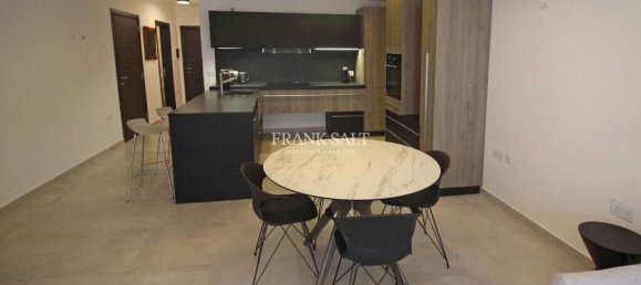 2 غرف نوم شقة في Ta' Xbiex, Malta رقم 6805 3