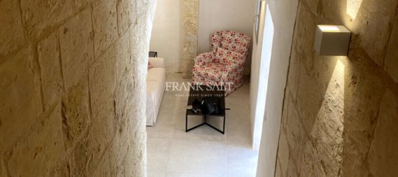 2 bedrooms House in Balzan, Malta No. 9938 11