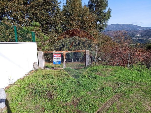 Земельный участок 1200м² в Аркуш ди Валдевеш, Португалия № 62927