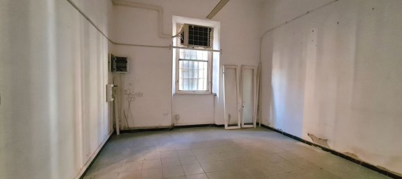 2 rooms Commercial property in Piombino, Italy No. 79486 11