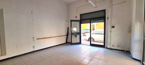 2 rooms Commercial property in Piombino, Italy No. 79486 5