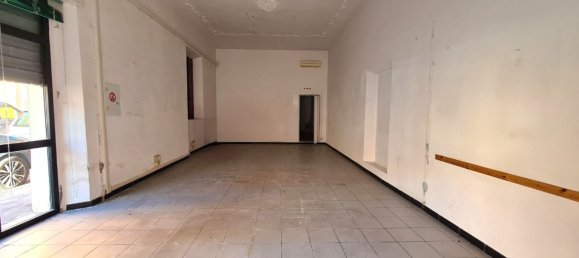 2 rooms Commercial property in Piombino, Italy No. 79486 7