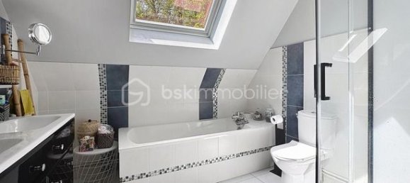 Casa de 3 dormitorios en Eure, France No. 360622 16