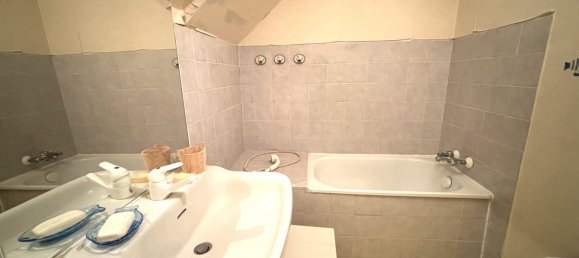 5 bedrooms House in Puy-de-Dome, France No. 355843 7