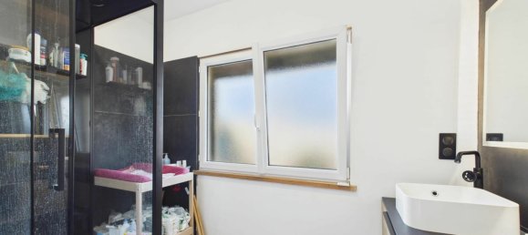 3 bedrooms House in Chartres, France No. 349780 8