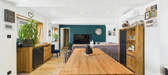 3 bedrooms House in Chartres, France No. 349780 3