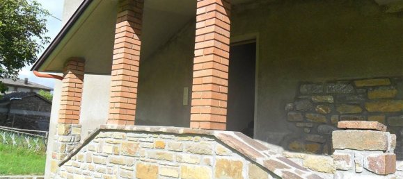 8 bedrooms House in Lama Mocogno, Italy No. 275227 7